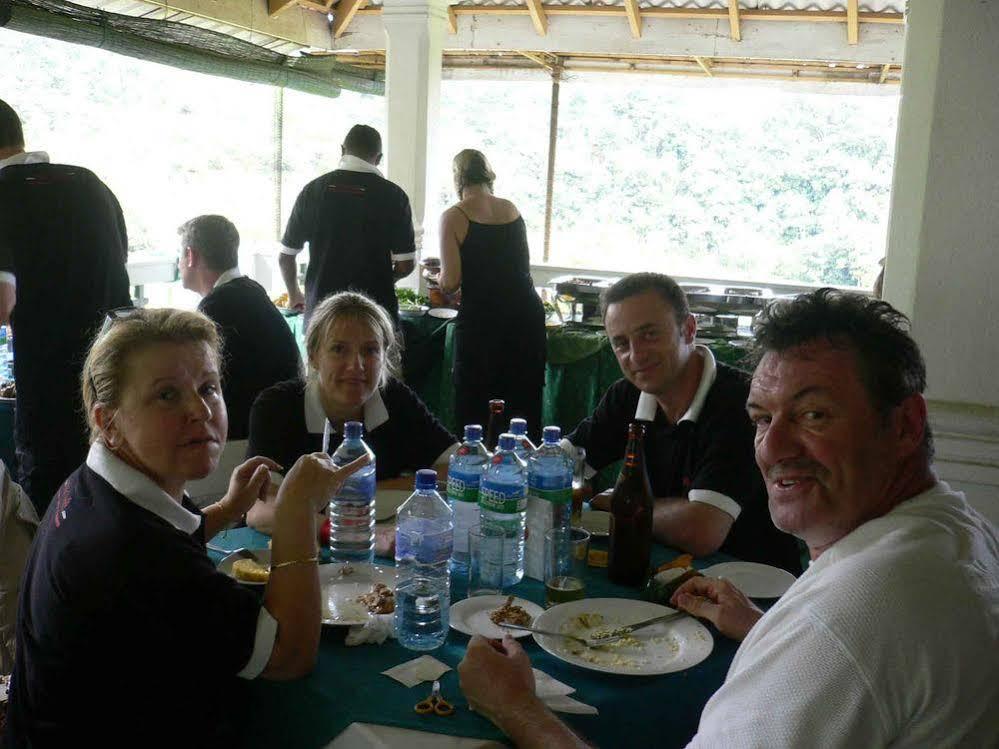 River Garden Resort Belihuloya Esterno foto
