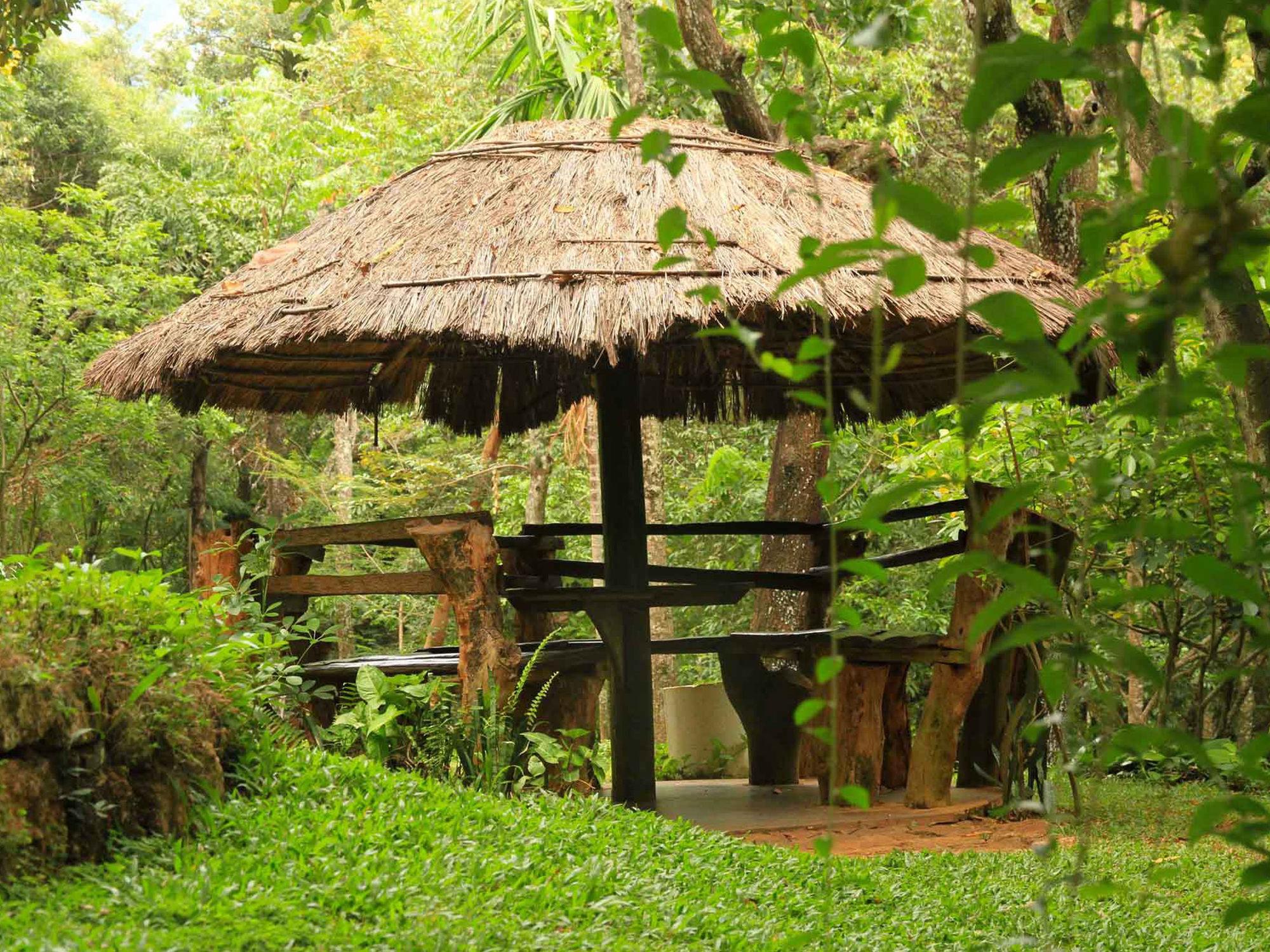 River Garden Resort Belihuloya Esterno foto